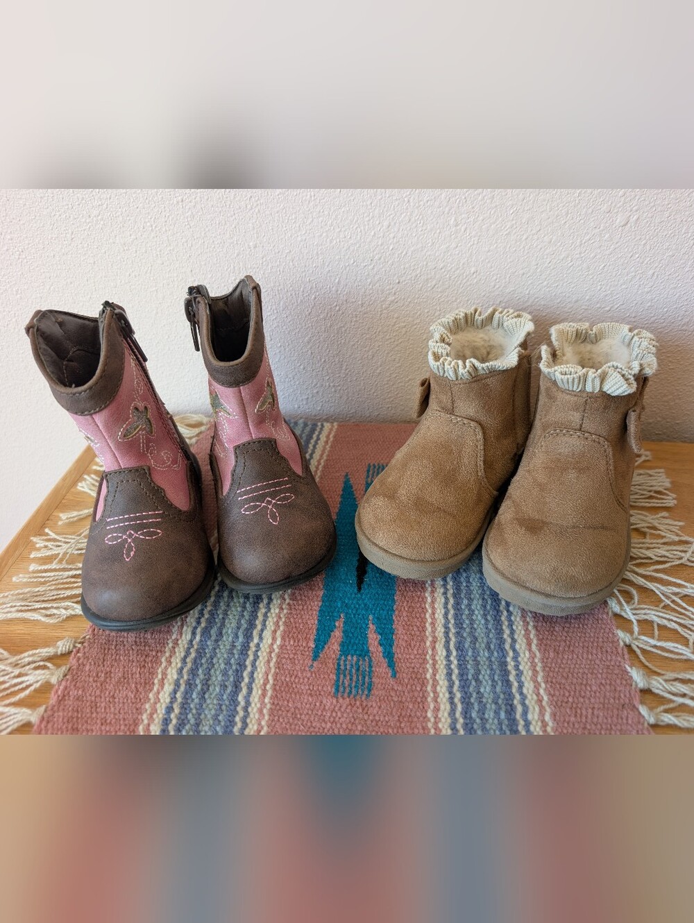 Wonder Nation Toddler Boots Size 5